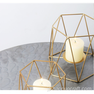 北欧のシンプルな金色の幾何学的な線の鉄の燭台